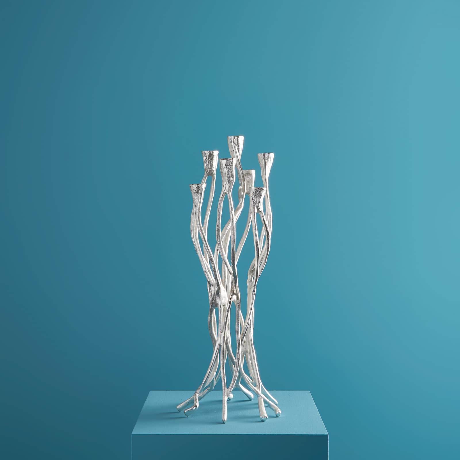 Roots kandelaar, zilver, aluminium, handgemaakt, 25x22x63,5 cm