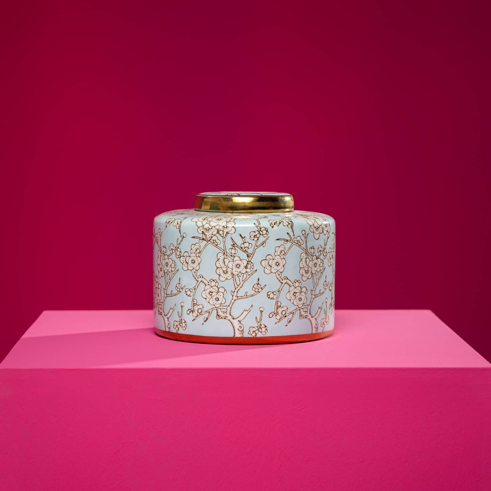 Vaso con coperchio con fiori di ciliegio Sakura, porcellana, 20x20x16 cm