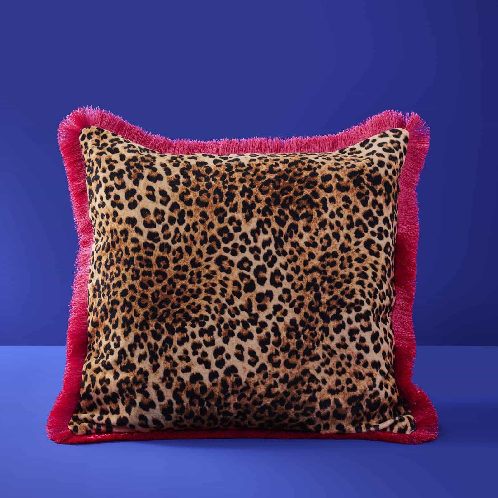 Cushion with leopard motif Jungle Love, multicoloured Cushion with leopard motif Jungle Love, multicoloured