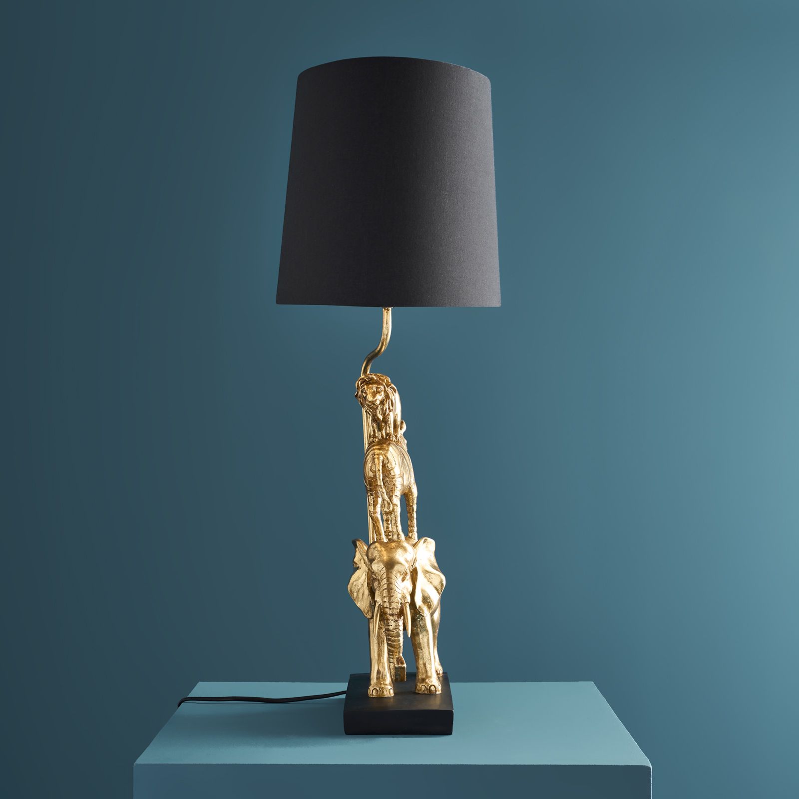 Table lamp Safari with lion, zebra, elephant, gold