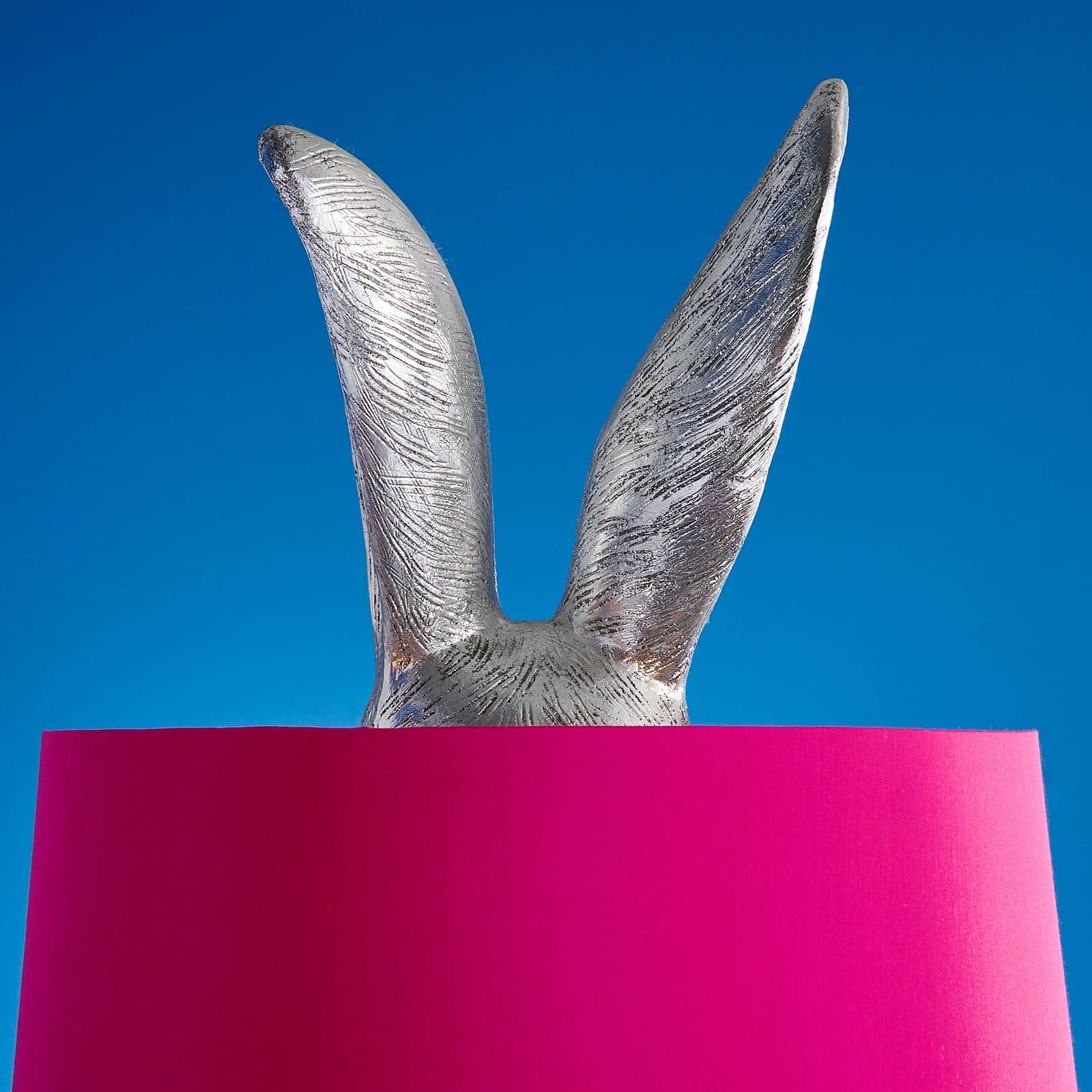 Stehleuchte Hase Hiding Rabbit®, magenta-silber, Polyresin, 38.5x38.5x115cm, E27