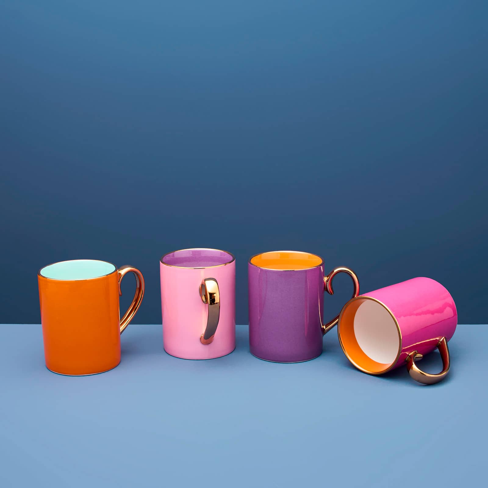 Set of 4 Fancy Colors mugs
