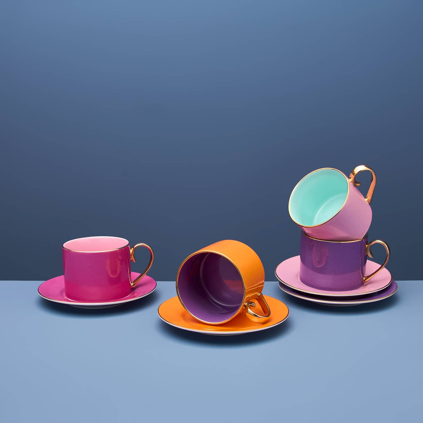 Set of 4 Fancy Colors cup with saucer