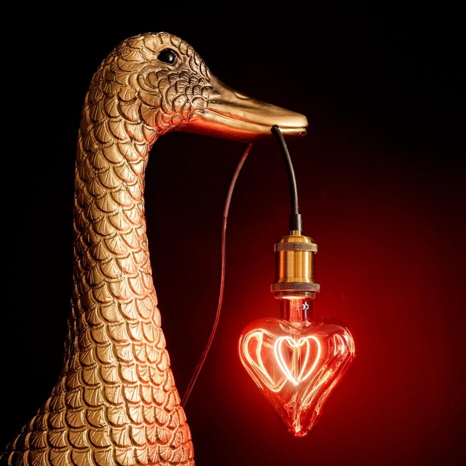 LED Bulb heart, red