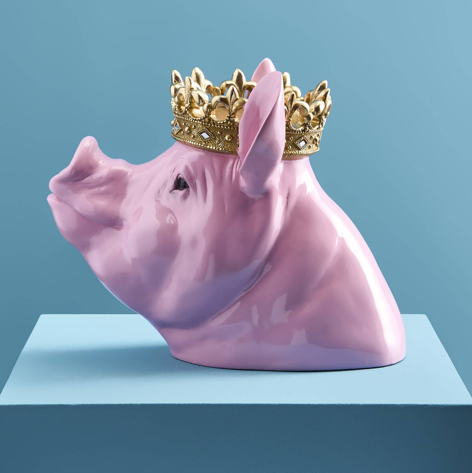 Piggy bank pig Porky with crown, pink