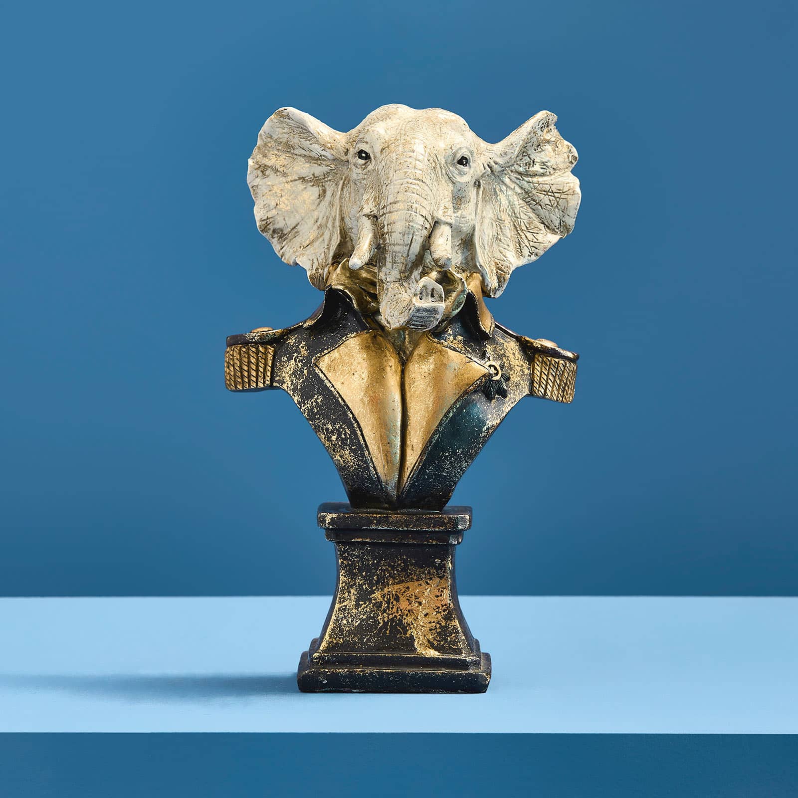 Animal figure / animal bust elephant Captain Elephant, polyresin, 14x10x22.5 cm