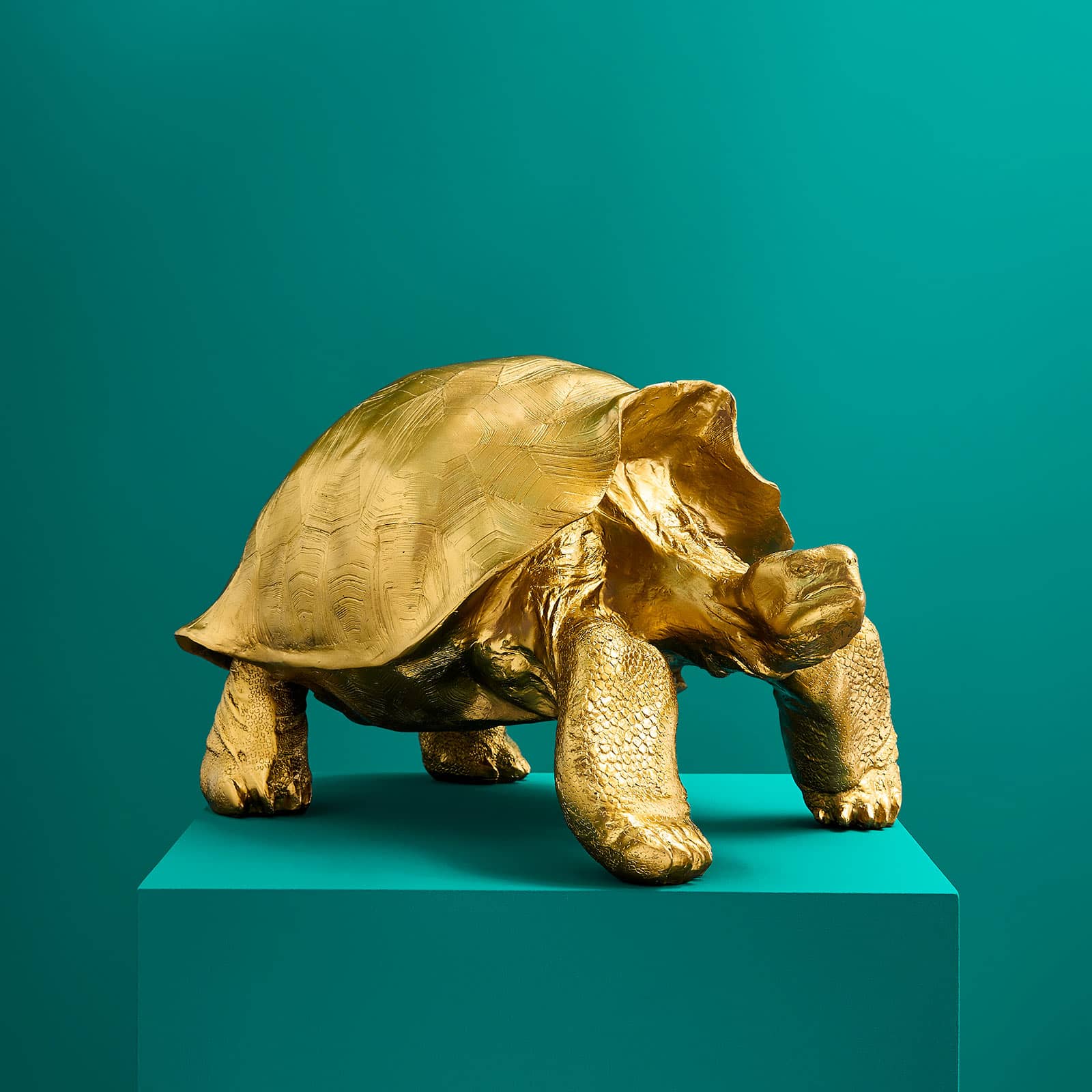 Objet déco / figurine déco tortue Stormy, or, polyrésine, 56x36x33 cm